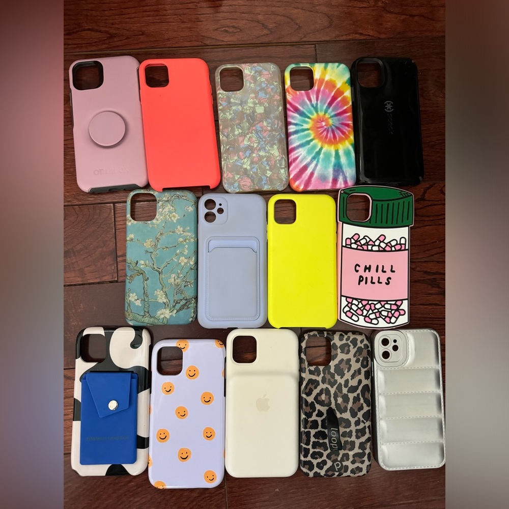(Set of 14) iPhone 11 cases